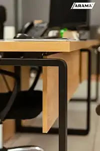 Mobilier metalic